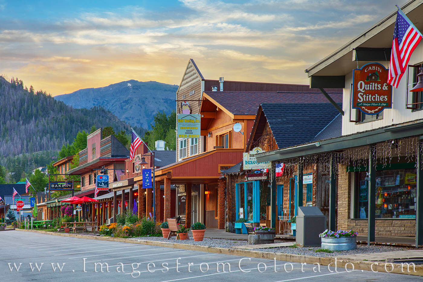 Just before sunrise, the streets are quiet in the resort town of Grand Lake, Colorado. As a jumping off point for Rocky Mountain...