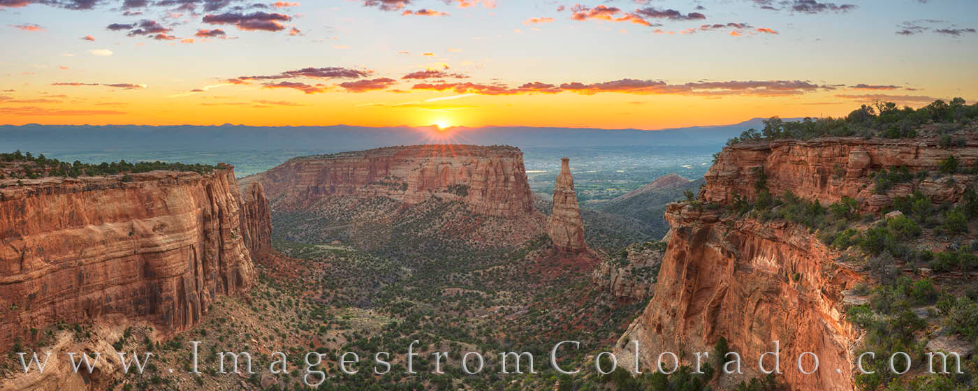 Independence Monument is the iconic view of Colorado National Monument. At the entrance of Monument Canyon, this pillar stands...